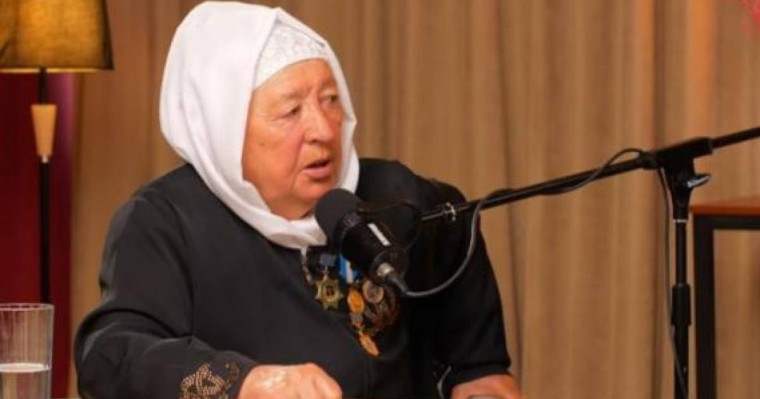 Әмина қажы қазақ әйелдерінің киім үлгісі туралы пікір білдірді (ВИДЕО)