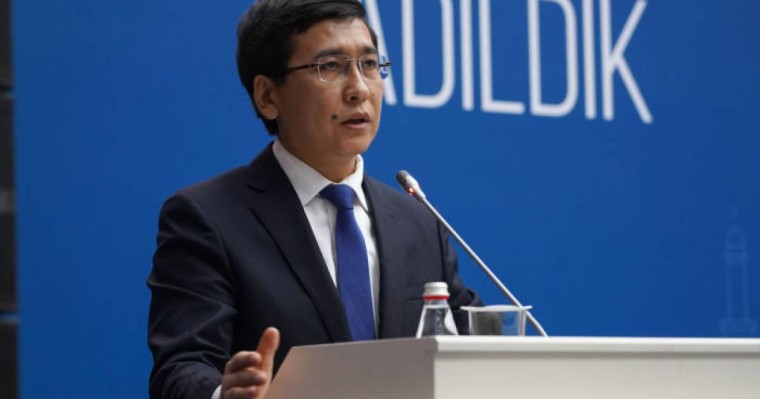 министр грантқа қалай түсе алмағанын айтты