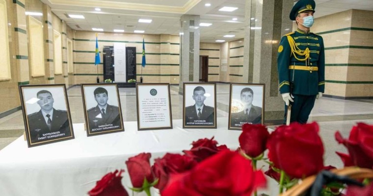 Алматыдағы ұшақ апатында қаза тапқандар жер қойнына тапсырылды