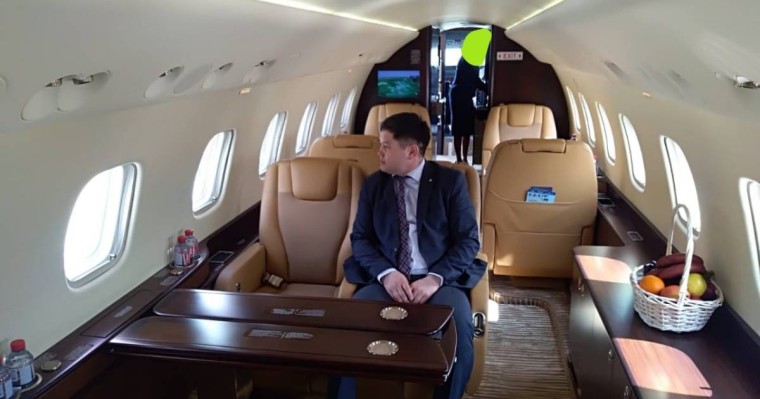 Премьер-министр және оның төрт орынбасарына жеке-жеке ұшақ қарастырылған