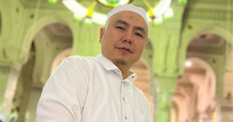 "Қиямет күні үшін футбол еш пайда әкелмейді": Нұртас Адамбай мұсылмандарға доп тебудің қажеті жоғын айтты