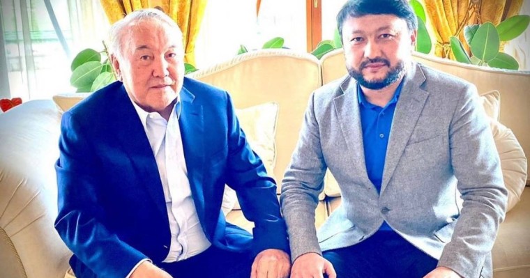 Мұхамеджан ТАЗАБЕК: Ескерткіш құлағанымен Елбасы орнында!