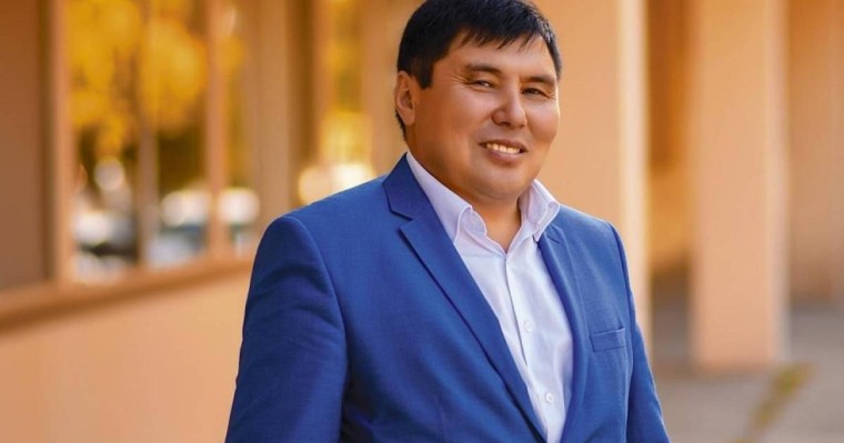 "Бітпейтін қонақ, той көп": Абайтанушы ғалым қазақтардың неліктен Түркияға көшіп жатқанын айтты