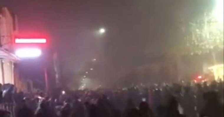 "Бұл наразылық емес, Жаңа жылды тойлаған адамдар" - Өзбекстан ІІМ