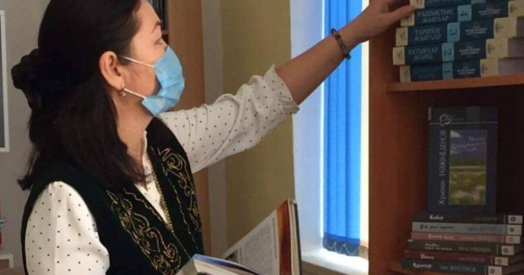 Қызылордалық мұғалімдер мектепке ұлттық киіммен барып жүр