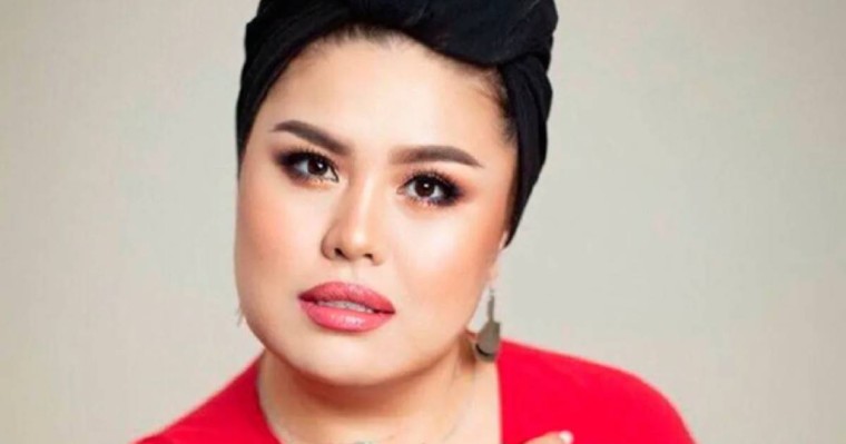 Дариға Бадықованың "көкбет келіншек" образы елді шаршатты