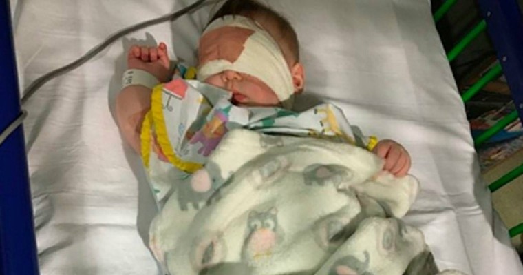 Бес айлық қыздың фотосы ата-анасына оның қатерлі ісігін анықтауға көмектесті - Қазақстан жаңалықтары