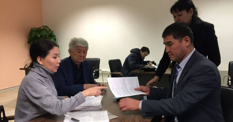 Демпартия құрғысы келетін бастамашыл топ әділет министрлігіне құжат тапсырды