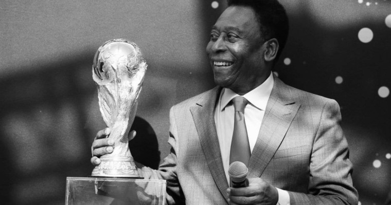 Аңыз футболшы Пеле 82 жасында өмірден өттІ