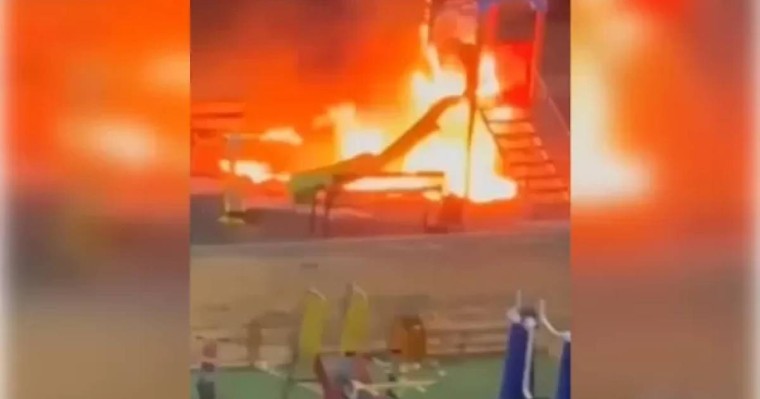 Жезқазғанда балалар ойын алаңын өртеп жіберді 