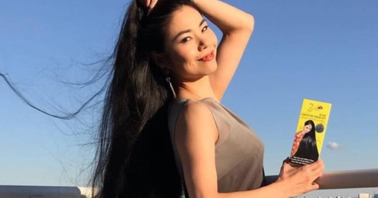 Шашын 15 жыл бойы қимаған ару жігіттерді өзіне ғашық етті (фото, видео)