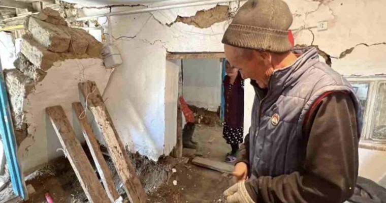 Еліміздегі су тасқыны жағдайын сынға алған екі адам қамауға алынған