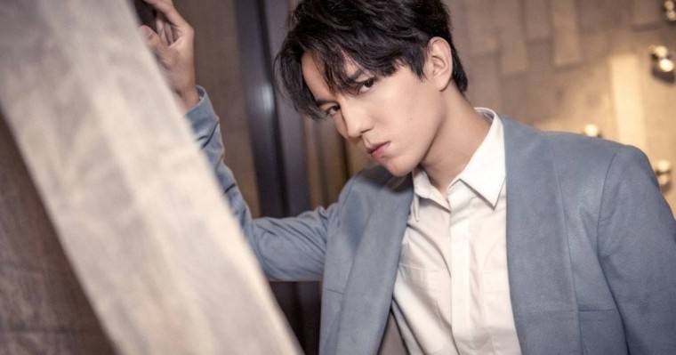 Димаш Құдайберген еліміздің денсаулық саласына 500 мың доллар сыйға тартты (ВИДЕО)