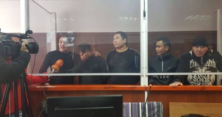 "Шетелдіктермен төбелескен" қызылағаштық бес жігітке үкім шықты