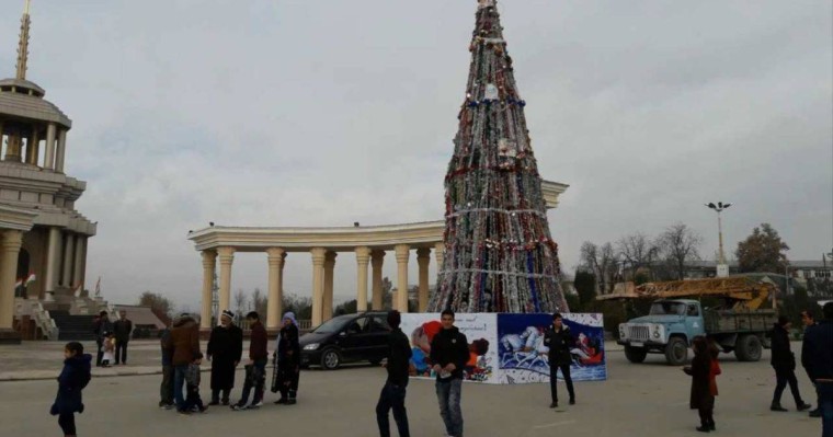 Тәжікстанда "жаңа жылдық шыршаны өртемек болған" ер адам ұсталды