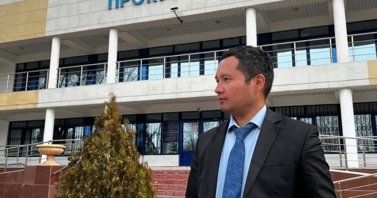 Қаңтар кезінде азапталған қырғыз музыканты Викрам Рузахунов ісі бойынша төрт полицей қамалды