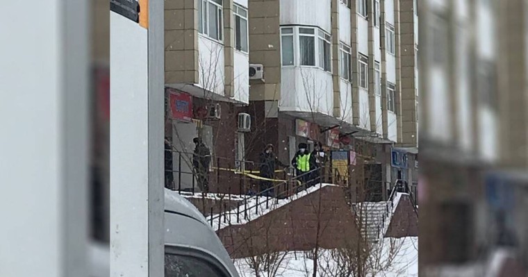 Нұр-Сұлтанда 32 жастағы әйел бесінші қабаттан секіріп өлді