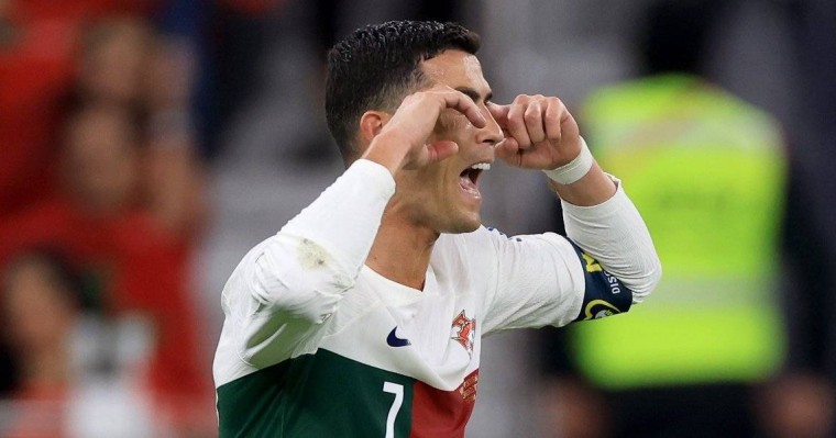 Самый высокооплачиваемый футболист отправился в Саудовскую Аравию для подписания контракта