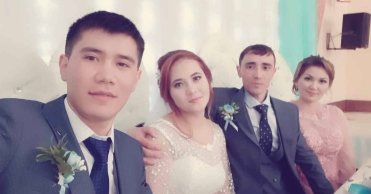 "Тойымды жасап бермедің, ақ көйлек кимедім деп айтқан емеспін": Қызылордалық жұп 13 жылдан кейін жасаған үйлену тойы туралы