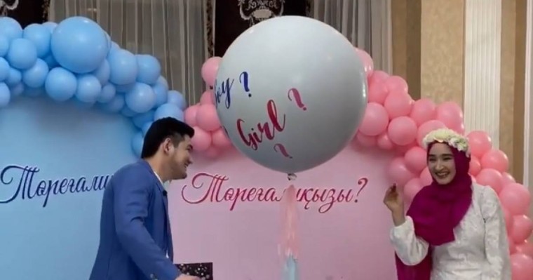 Төреғали мен келіншегі болашақ баласының жынысын анықтады (видео)