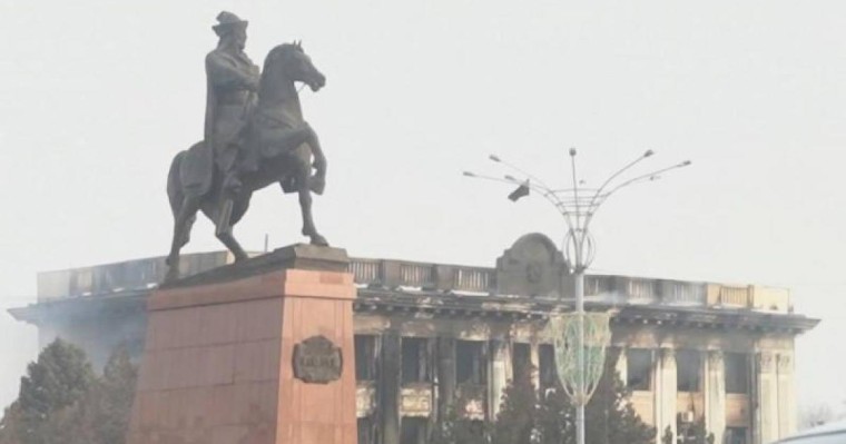 Таразда кешкі жетіден таңғы 7.00 дейін көшеге шығуға тыйым салынды