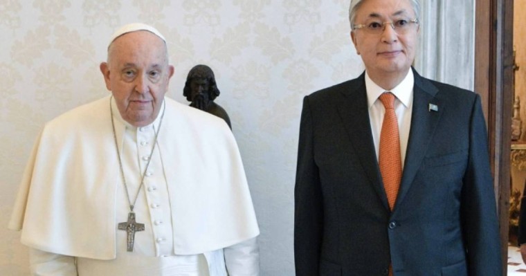 Рим Папасы Франциск су тасқынынан зардап шеккен Қазақстан тұрғындарына жанашырлық білдірді