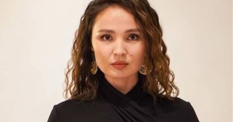 "Мына білімің білім емес": Жұлдыз Әбдікәрімова театрға жұмысқа қабылданбаған кезін еске алды (ВИДЕО)