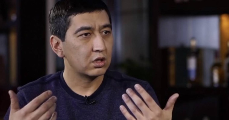 "Топан суды өз күшімен бұрған": Зайытов тасқын суға дайындалған жерлестерін өлердей мақтап тастады