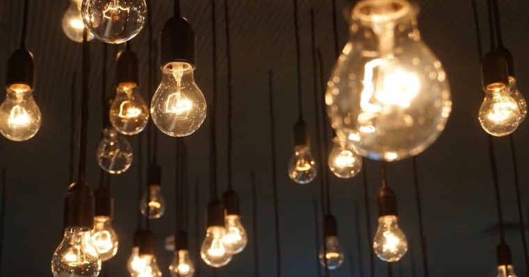 Қазақстанда жарық бағасы қымбаттағалы жатыр