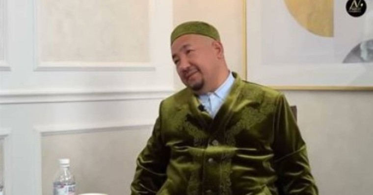 "Алуға болмайды деп жүргендердің өзінің пәтері бар": Нұрлан имам ипотекаға ақша салу күнә емес екенін айтты