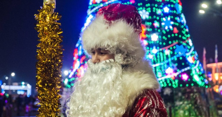 В Астане перенесли зажжение новогодней елки
