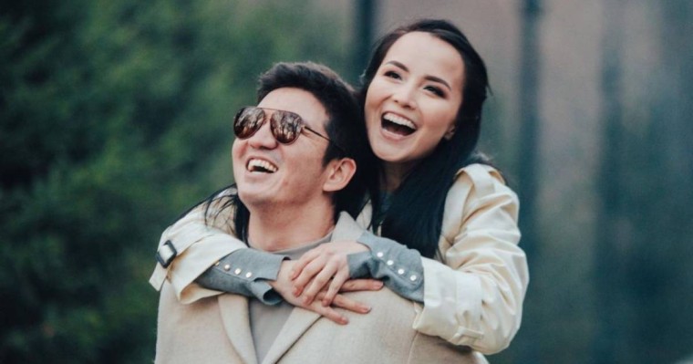 «Жаңа жылға сыйлық жасадым»: Айқын Төлепберген жаңа көлігімен мақтанды (ВИДЕО)