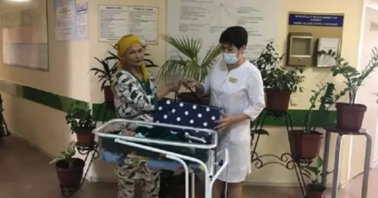 Шымкентте 41 жастағы әйел оныншы баласын босанды