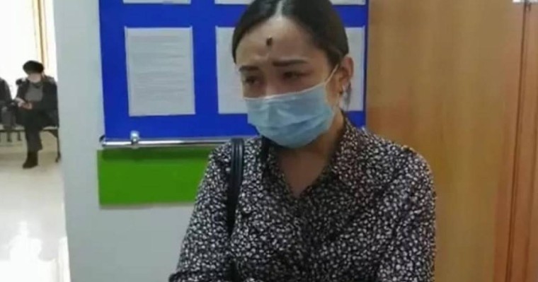 Щучинсктегі жол апаты: Сот үкімі шыққаннан кейін полицейдің жесірі жылап жіберді (видео)