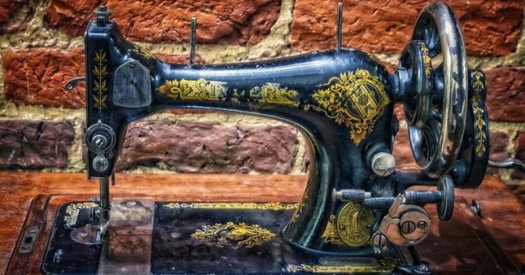 Навальныйды іш киім тігетін түрмеге жіберген