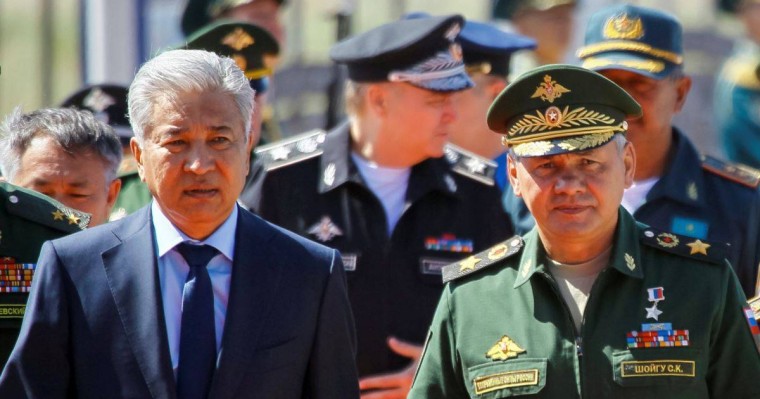 "Өз еркімен кетудің шарты бар". Тасмағамбетовтің зейнетке шығуына реакция