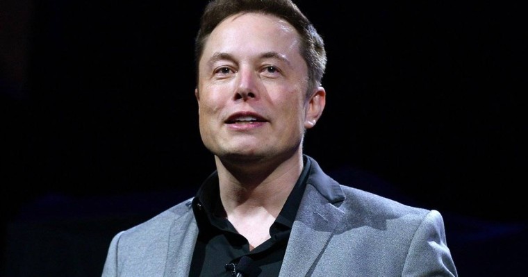 Илон Маск жаңа қала салып жатқанын айтты