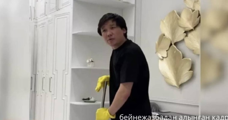 «Менсіз бірдеңе істей аласыңдар ма»: Еден жуған Қайрат Нұртас елді күлдірді (видео)