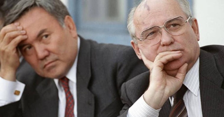 Бүгін Путин Михаил Горбачевты 90 жасымен құттықтады