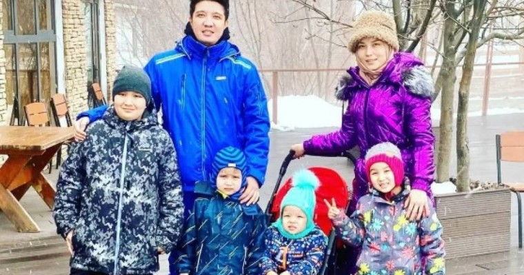 Жұлдыз Өмірғали Айқынның 4 баласына төрт үй дайындап қойғанын айтты (видео)