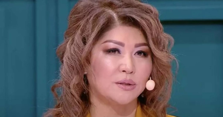 "Аңғал деп ойлаушы едім": танымал тележүргізуші әнші Шаһизаданың пікірінен кейін жазба жариялады