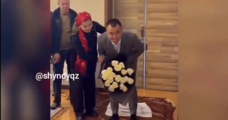 Қайын жұртына сәлем салды: күйеубала жұрттың ашуына тиді (видео)