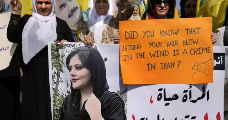 Иран хиджаб кию туралы заңға өзгеріс енгізбек