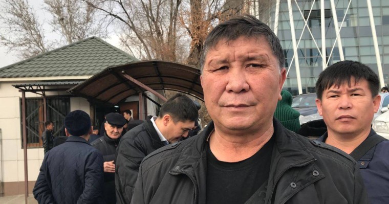 "Билік өкілін қорлады" деп айыпталған белсендіге үкім шықты