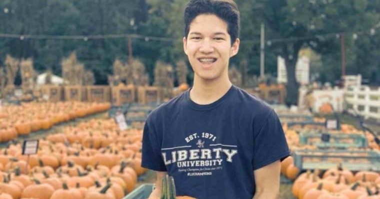 Қазақстаннан асырап алынған америкалық азамат бауырын тапты - Қазақстан жаңалықтары