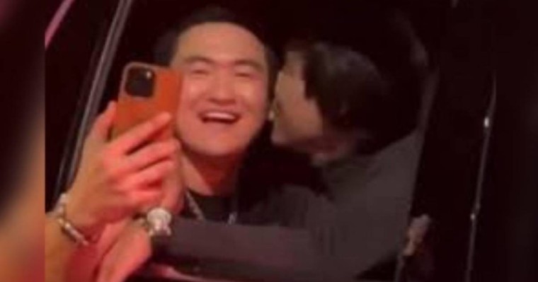 Қайрат Нұртас пен Төреғали Төрәліні ЛГБТ қауымдастығының қатарына кірді