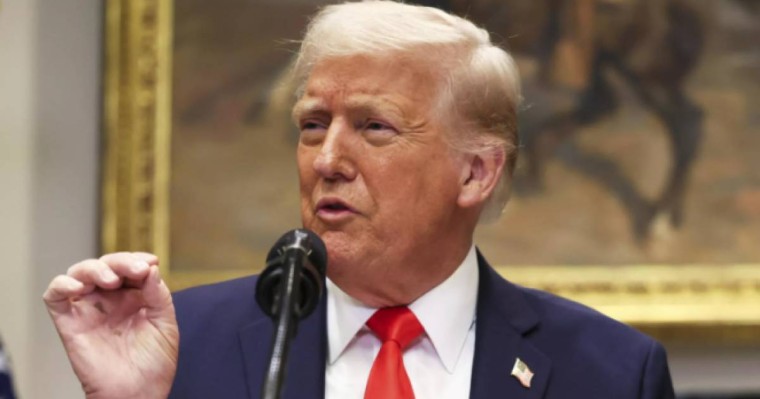 Дональд Трамп: "Владимир Путин есінен ауысқан"