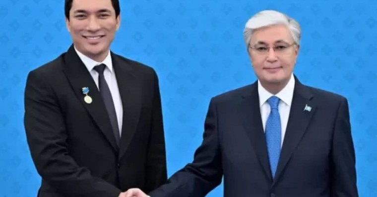 "Тарихи күн": Қазақстанның халық әртісі атанған Әлішер Каримов мәлімдеме жасады