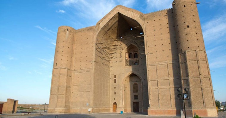 Әкімдік 80 млн теңгелік материалдарын қайтармай қойған: Түркістан облысында Қожа Ахмет Яссауи музейіне қатысты шу шықты