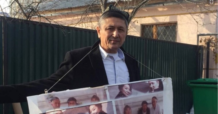 Алматыда Қытай консулдығы алдында пикет өткізіп жүрген тағы бір белсенді қамалды